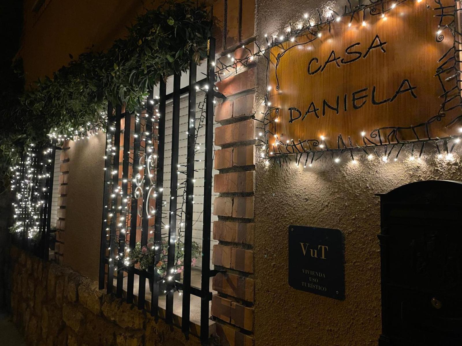 Вилла Casa Daniela Фуэнтидуэнья Экстерьер фото